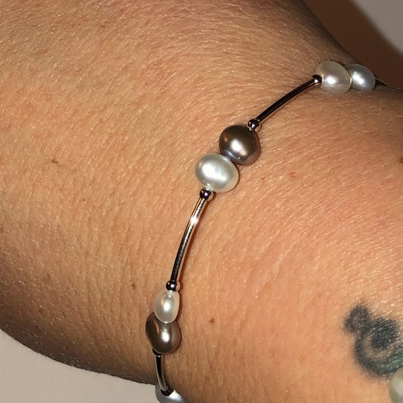 Vantel Pearls wrap bracelet - Picture 3 of 4